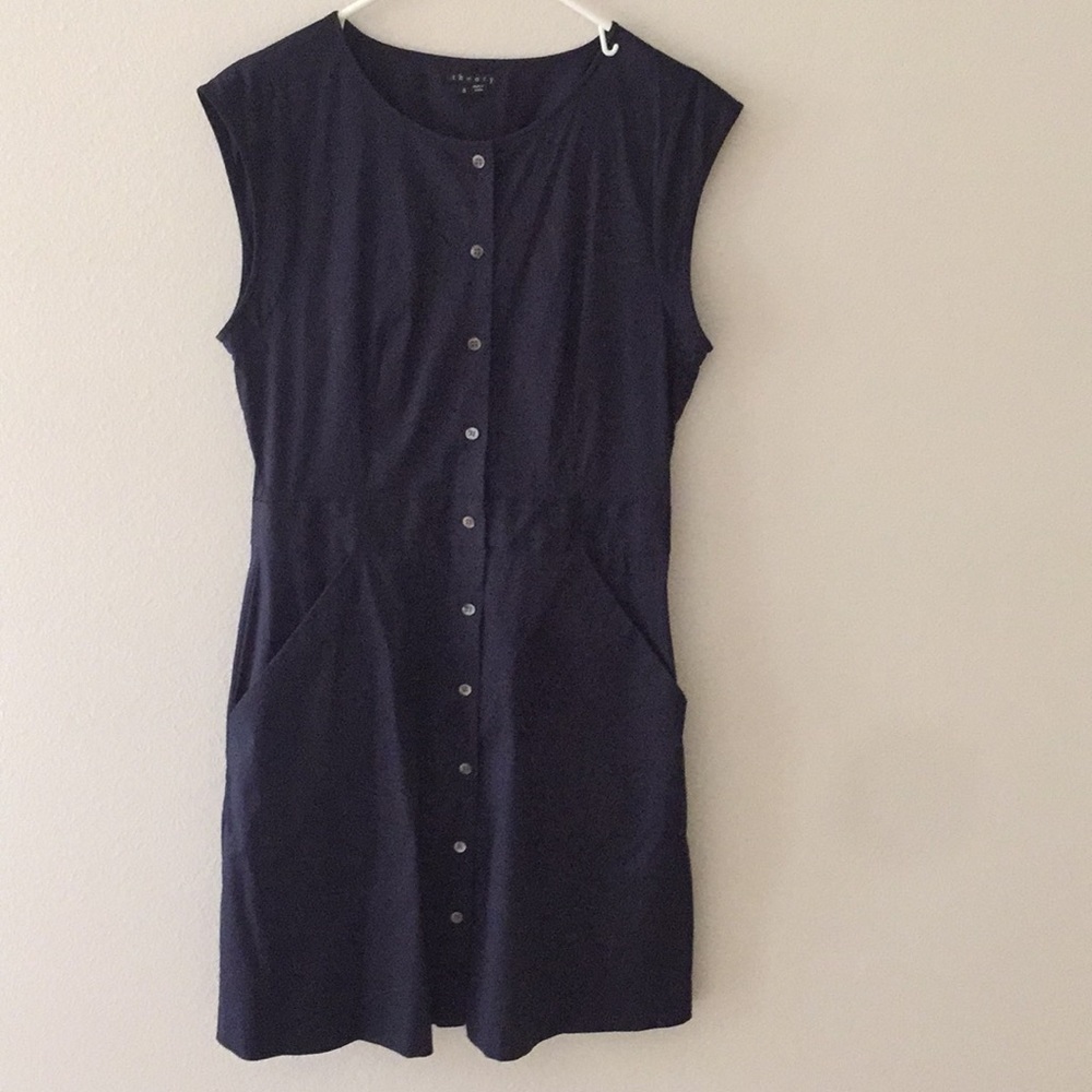 Theory simple and chic dress